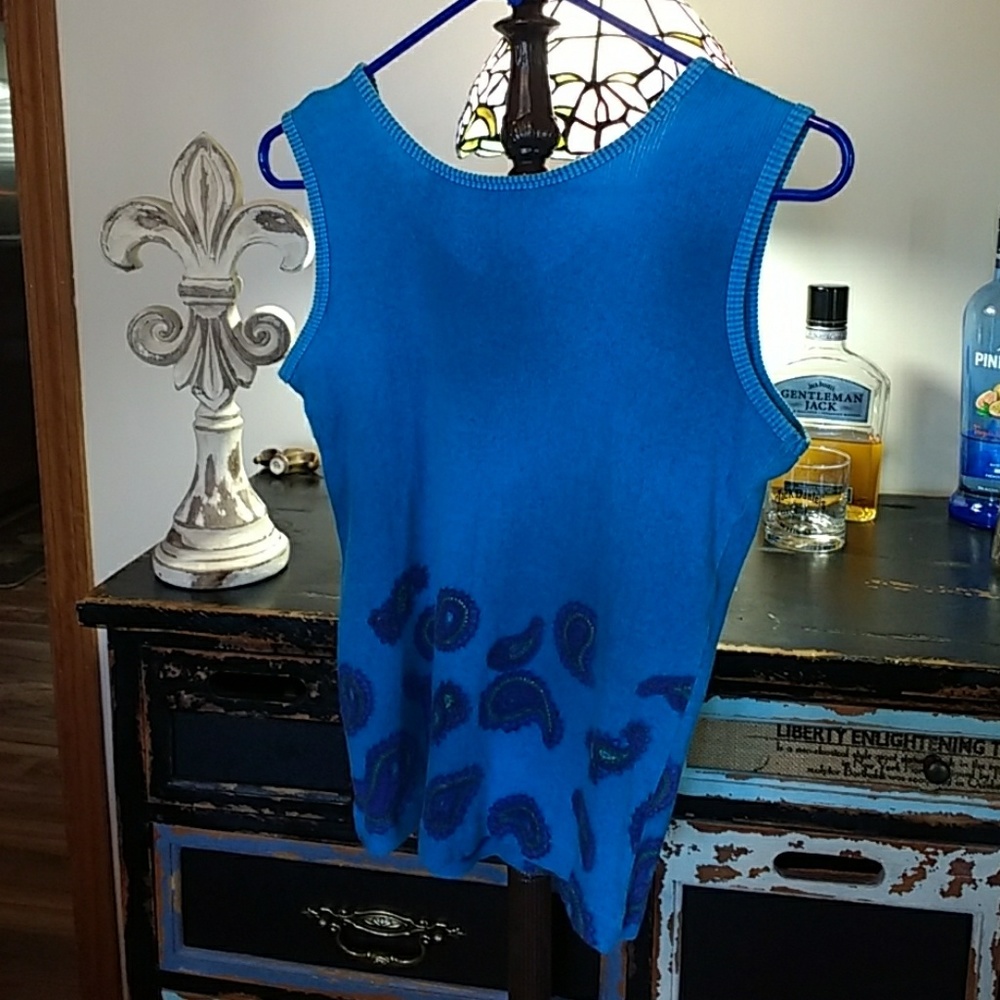 ⚜️Victoria Jones torquise tank top - Picture 4 of 4